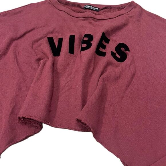 Fashion Nova Burgundy Vibes Cropped Sweatshirt XS - Picture 2 of 4